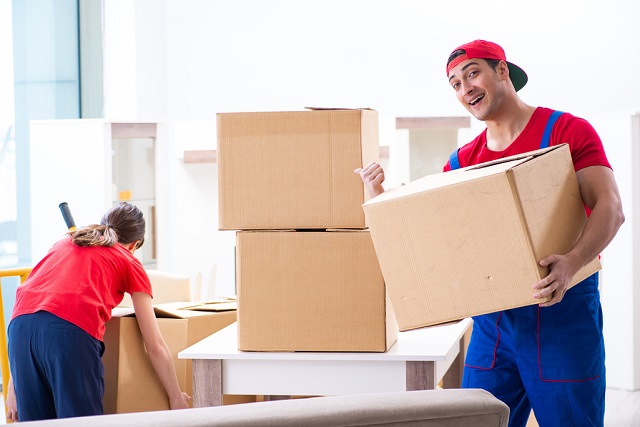  HOW MANY MOVERS SHOULD I HIRE?
