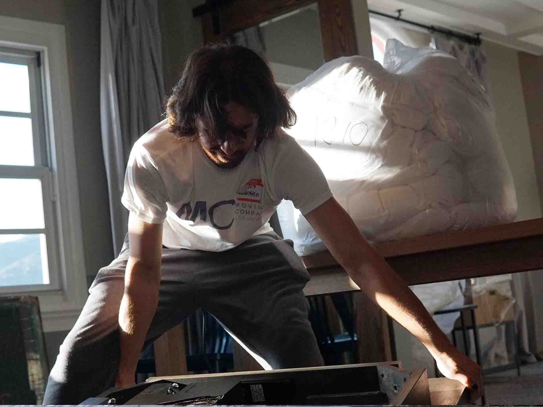  Working With The Best Local Moving Company In Los Angeles, CA